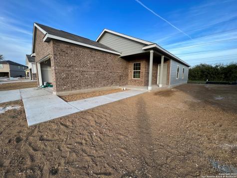 2529 Dino Drive Seguin TX 78155