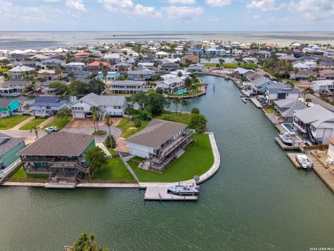 29 Whooping Crane Lane Rockport TX 78382