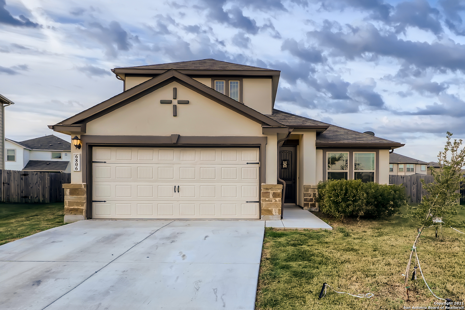 6806 Gusty Plain San Antonio TX 78244