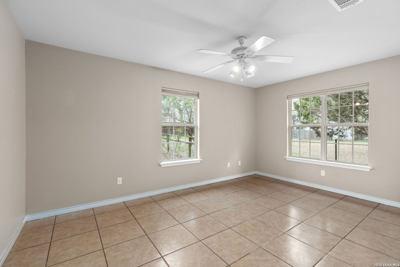 26517 S Glenrose San Antonio TX 78260