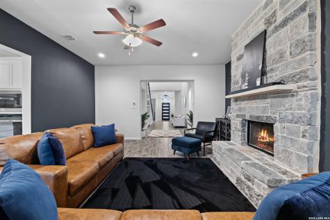 3717 Cualquiera San Antonio TX 78261