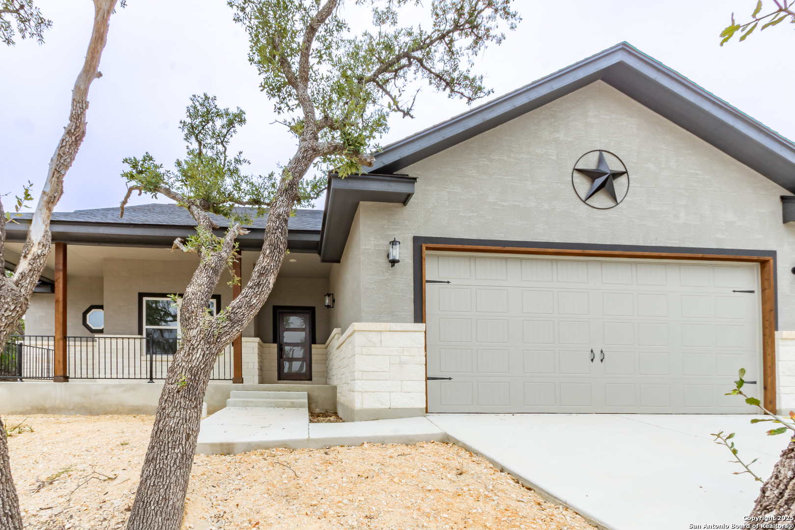1841 Cottonwood Fischer TX 78623