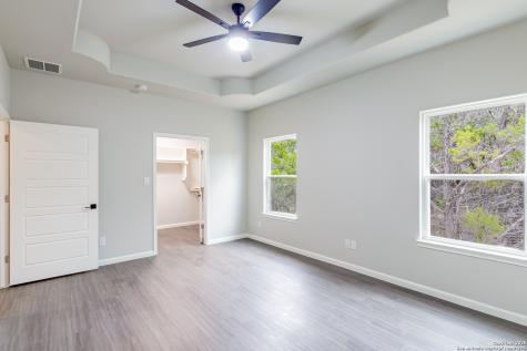 1841 Cottonwood Fischer TX 78623