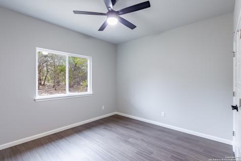 1841 Cottonwood Fischer TX 78623