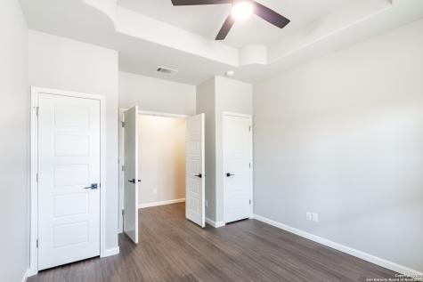 1841 Cottonwood Fischer TX 78623