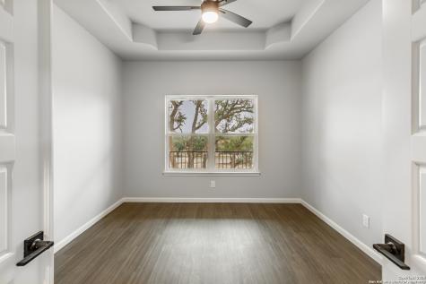 1841 Cottonwood Fischer TX 78623