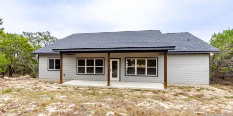 1841 Cottonwood Fischer TX 78623