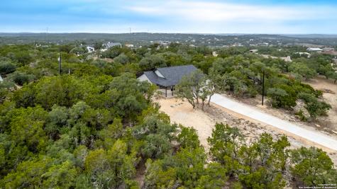 1841 Cottonwood Fischer TX 78623