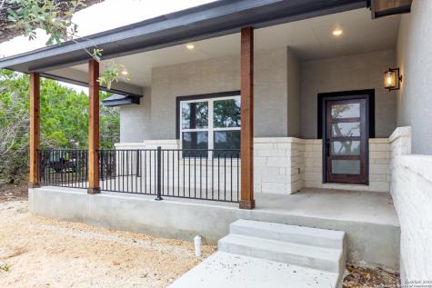 1841 Cottonwood Fischer TX 78623
