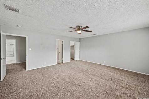 10215 Arbor Bluff San Antonio TX 78240