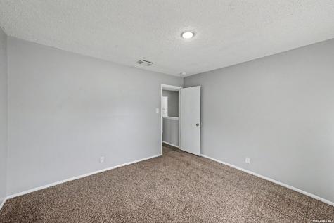 10215 Arbor Bluff San Antonio TX 78240