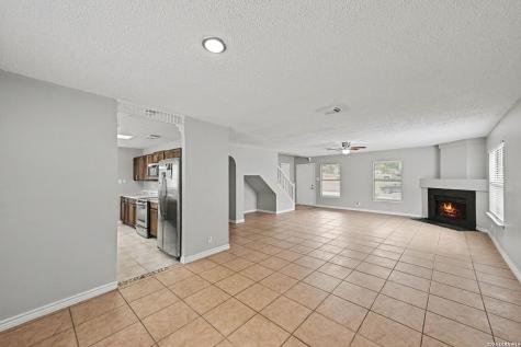 10215 Arbor Bluff San Antonio TX 78240