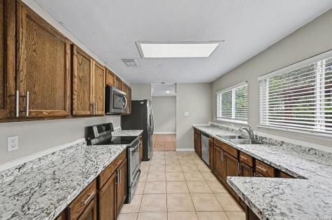 10215 Arbor Bluff San Antonio TX 78240