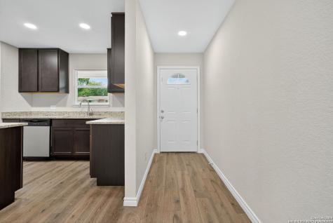218 Park Lane Universal City TX 78148