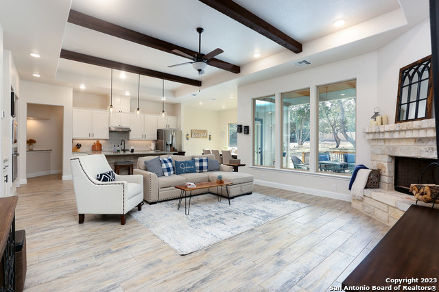1506 Bella Vista Canyon Lake TX 78133