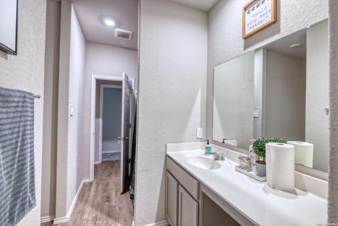 20009 Huckleberry Street Lytle TX 78052