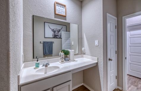 20009 Huckleberry Street Lytle TX 78052