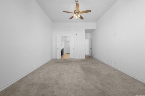 22923 Bear River San Antonio TX 78258