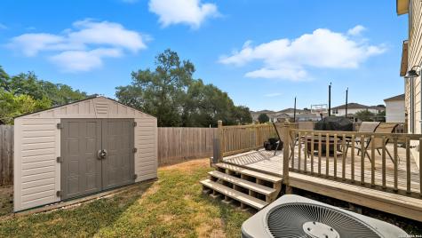 3831 Ironwood Ash San Antonio TX 78261