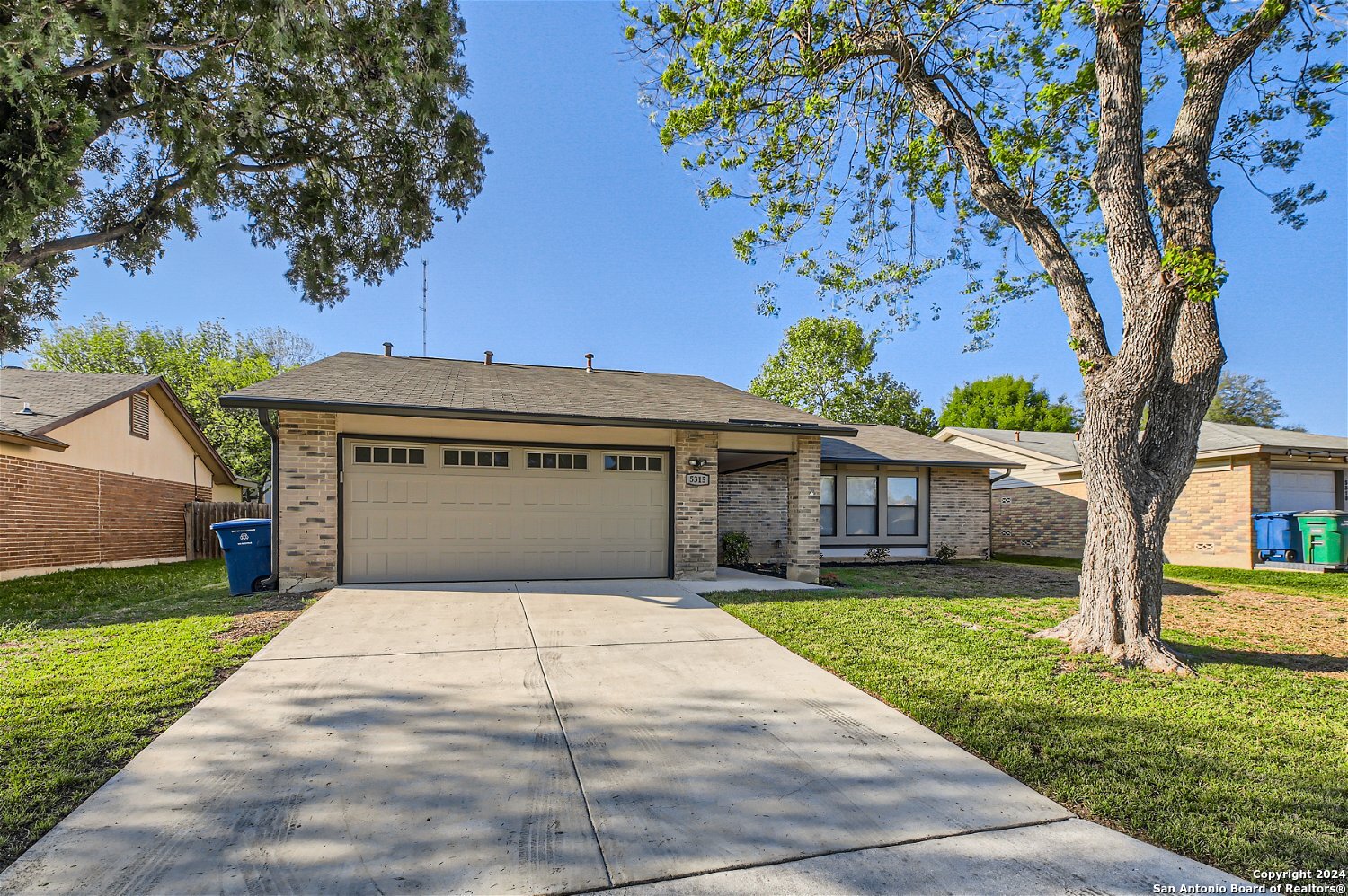 5315 Walnut Vista Drive San Antonio TX 78247