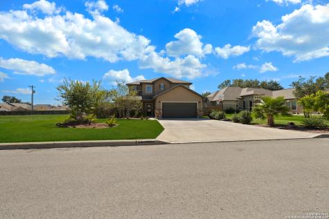 1627 Stone Haven Pleasanton TX 78064