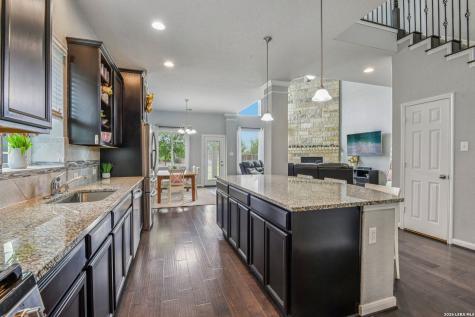 8720 Stackstone Schertz TX 78154