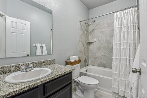 8720 Stackstone Schertz TX 78154