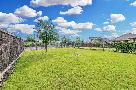 8720 Stackstone Schertz TX 78154