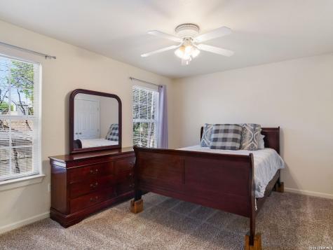 11917 Flame Tree Cove San Antonio TX 78213