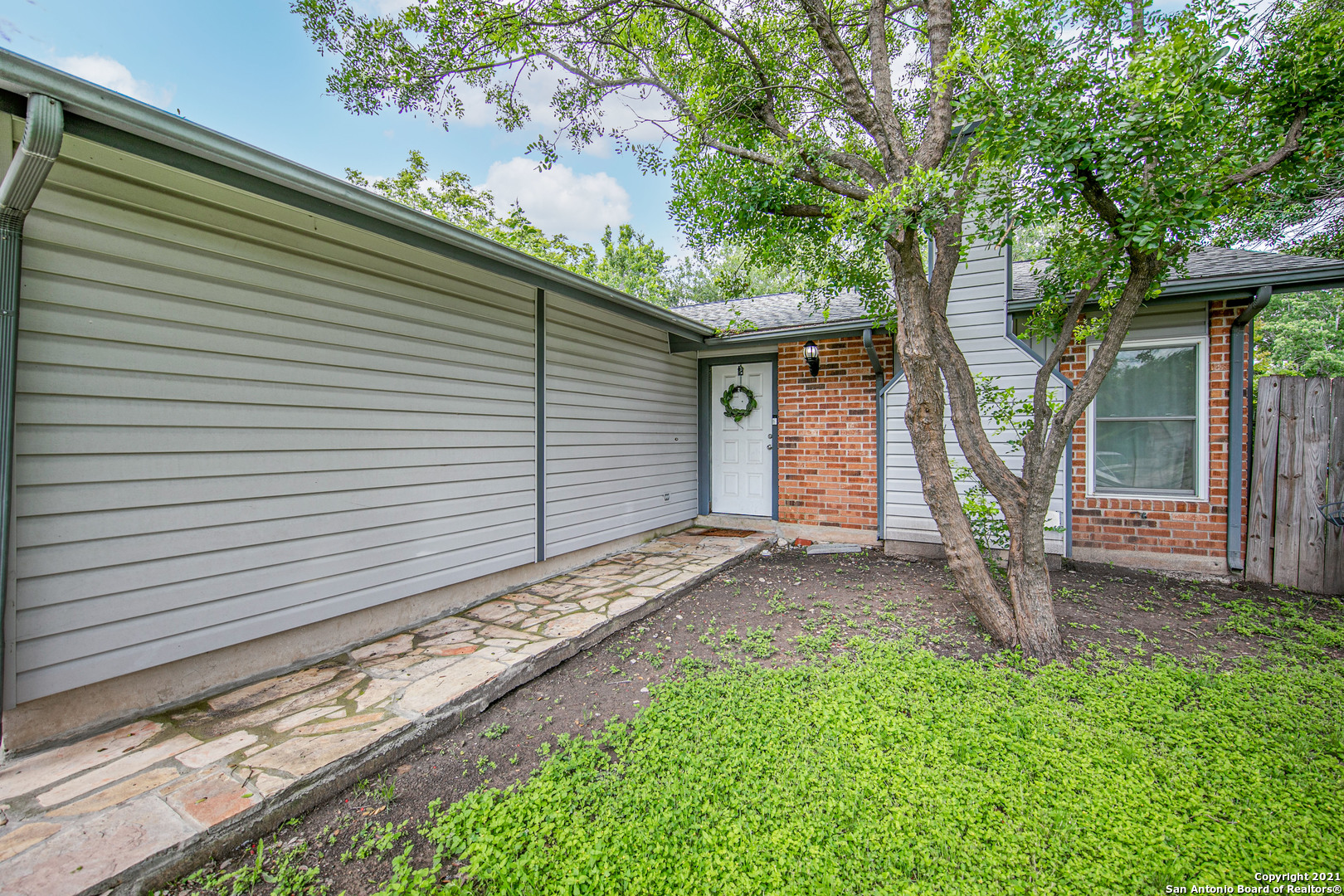 807 Thrasher Drive San Antonio TX 78245
