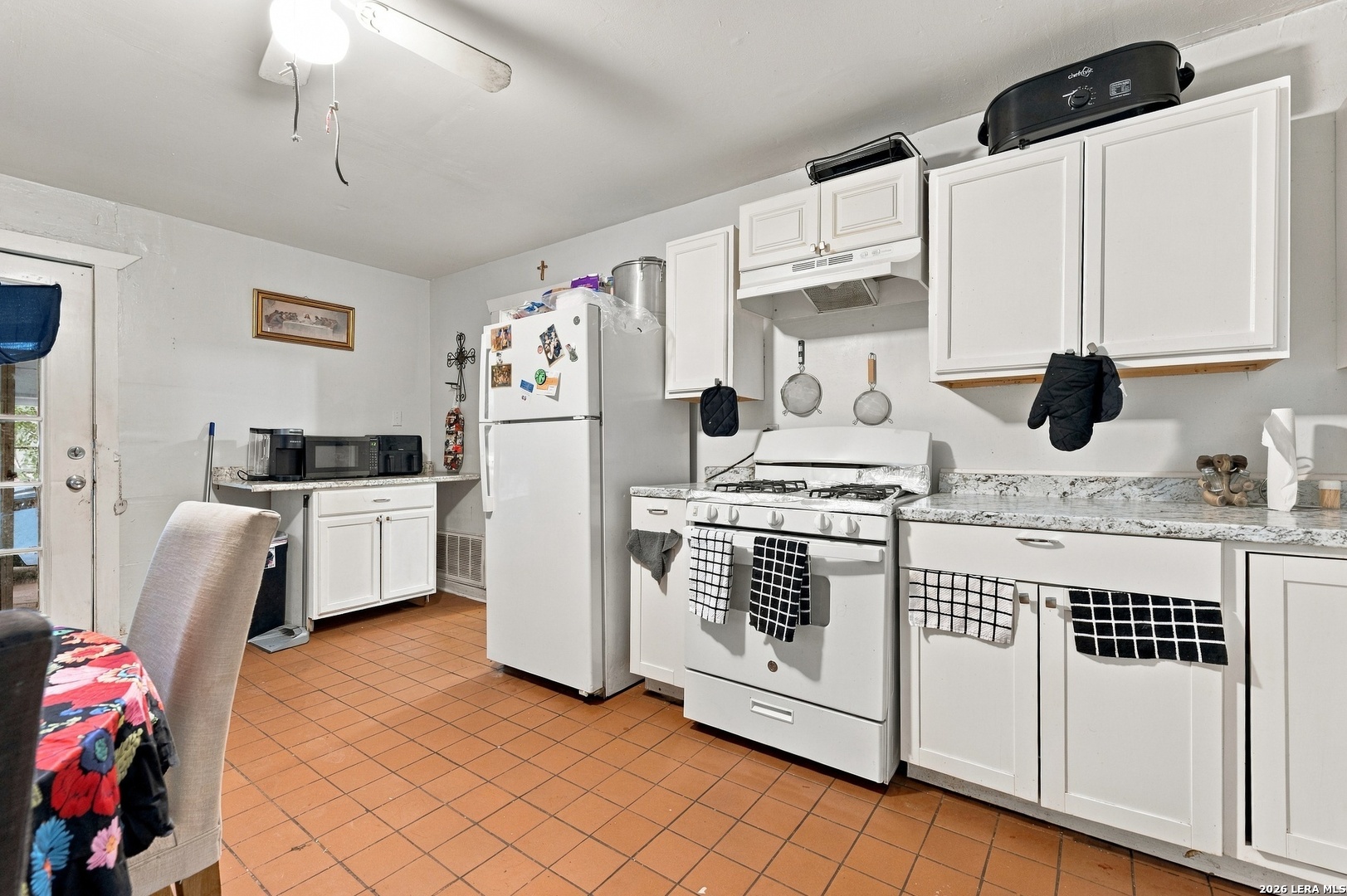 221 S San Manuel Street San Antonio TX 78237