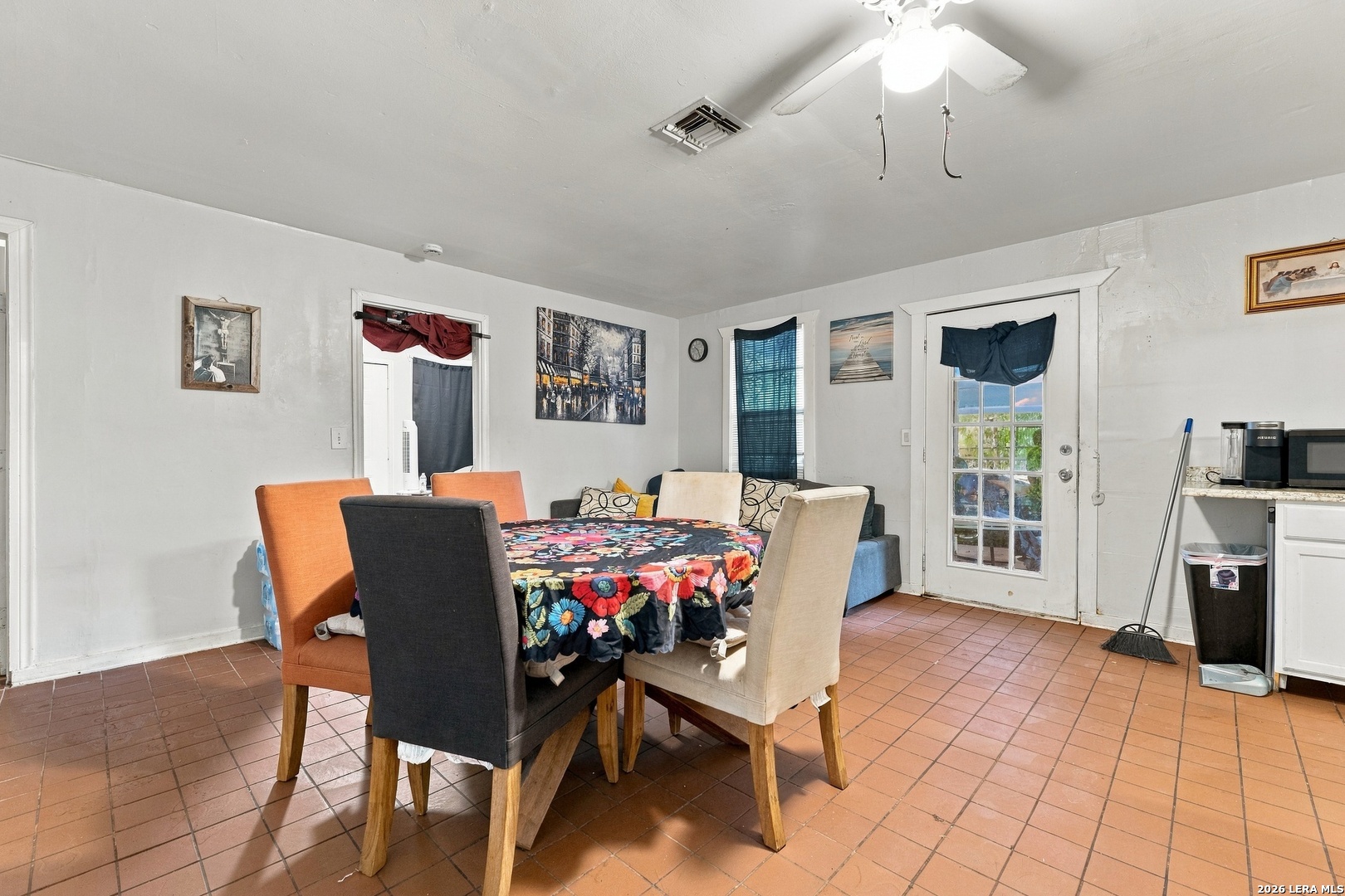 221 S San Manuel Street San Antonio TX 78237