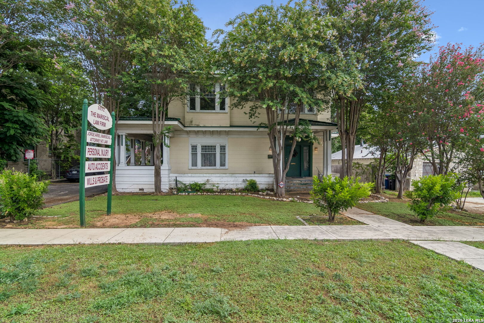 1032 W Woodlawn San Antonio TX 78201