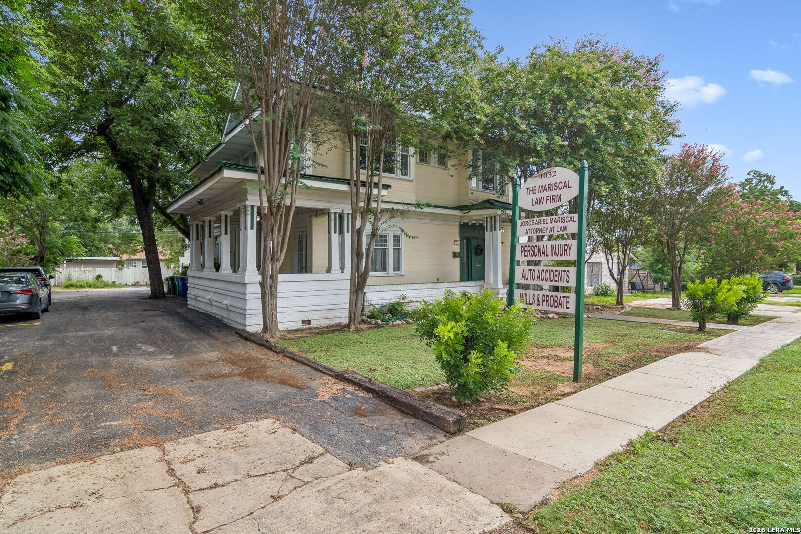 1032 W Woodlawn San Antonio TX 78201