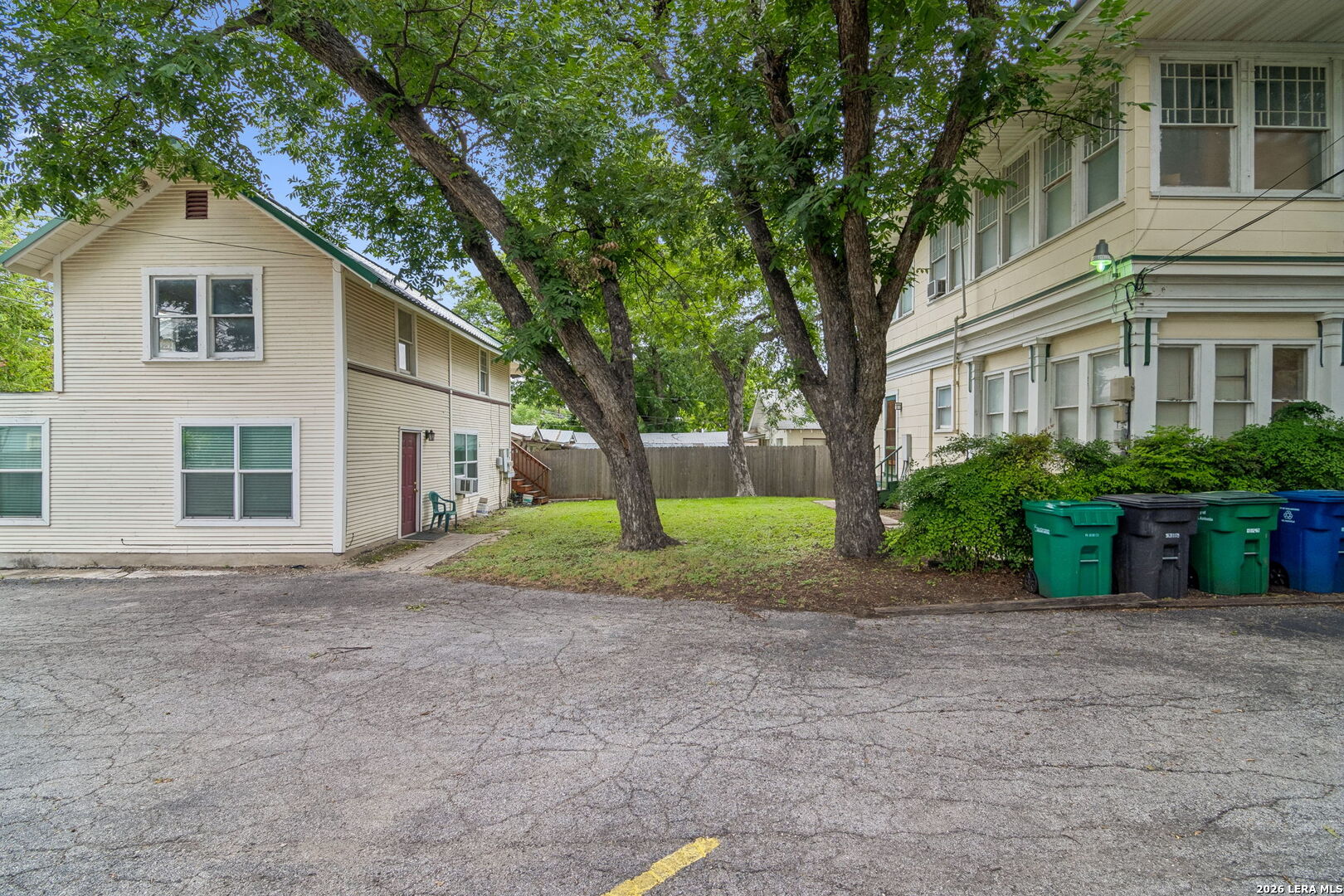 1032 W Woodlawn San Antonio TX 78201