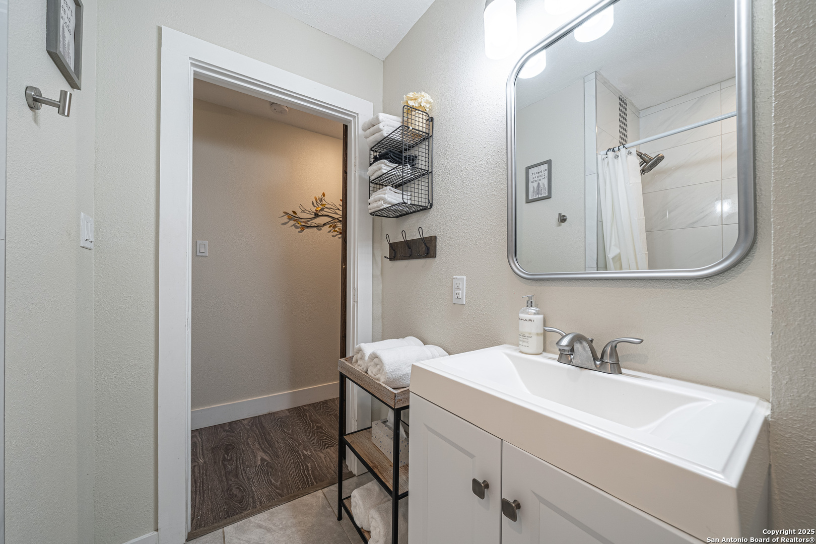371 Sprucewood Lane San Antonio TX 78216