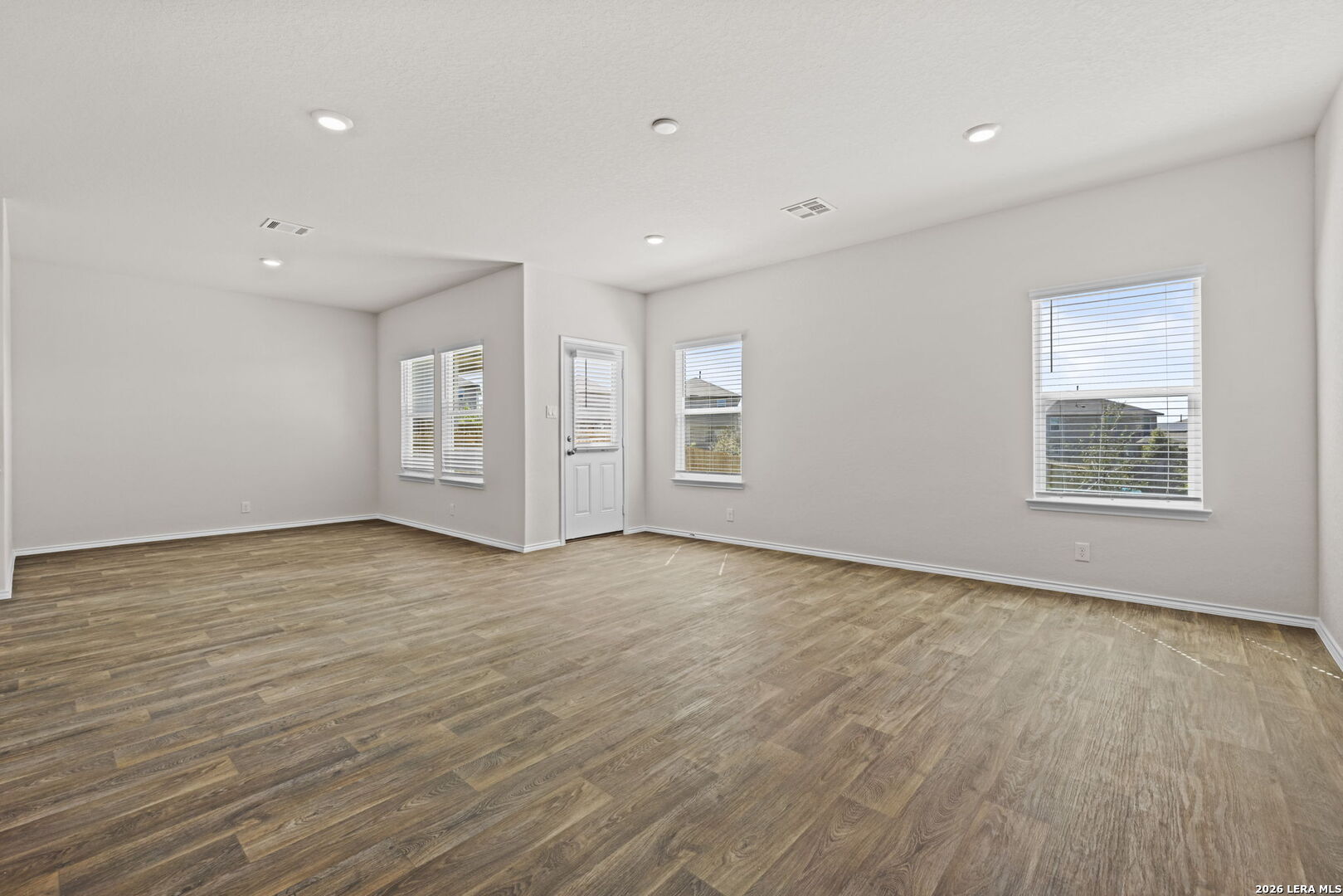 157 Sabine Gull San Antonio TX 78253