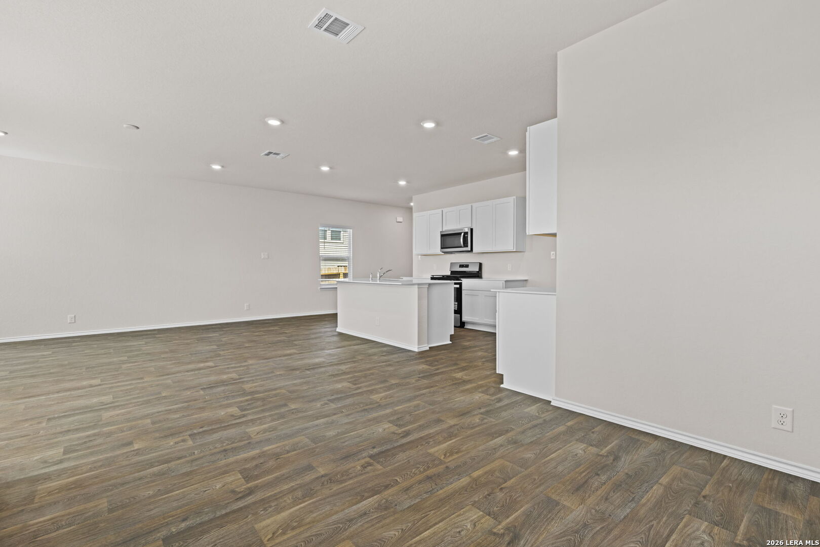 157 Sabine Gull San Antonio TX 78253