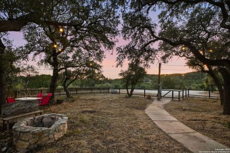 18668 Bandera Helotes TX 78023