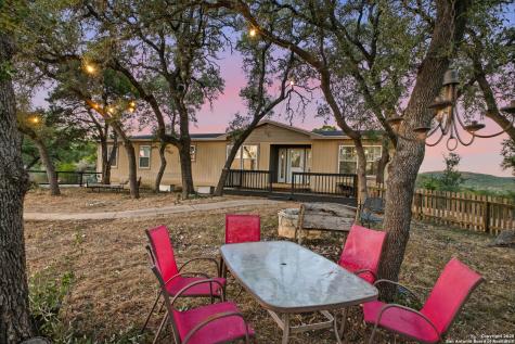 18668 Bandera Helotes TX 78023