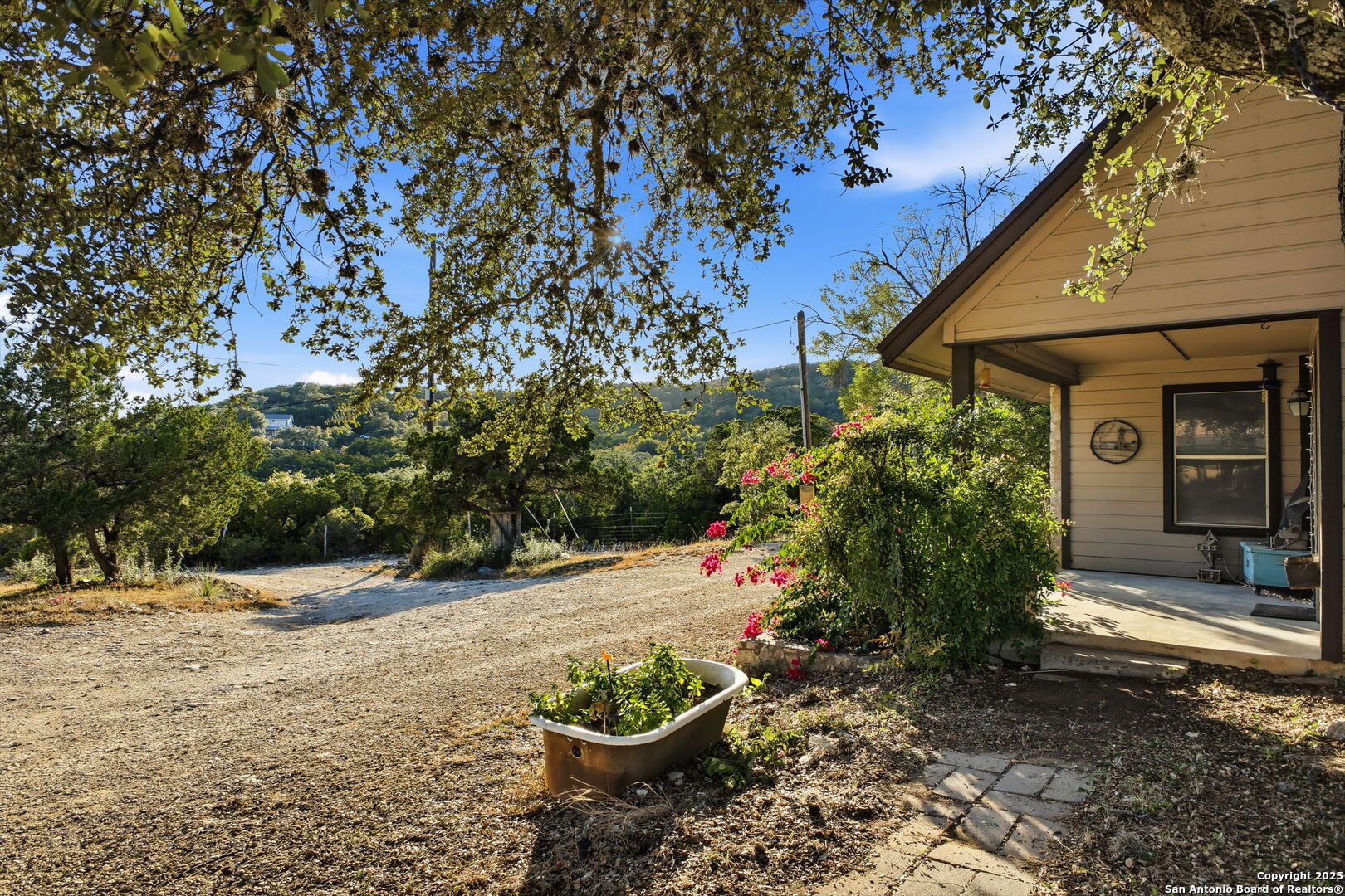 18668 Bandera Helotes TX 78023