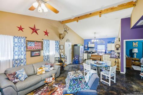 18668 Bandera Helotes TX 78023