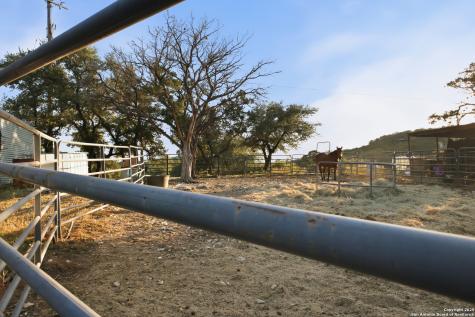18668 Bandera Helotes TX 78023