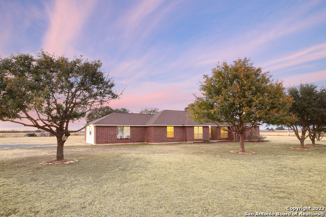 790 State Highway 173 S Hondo TX 78861