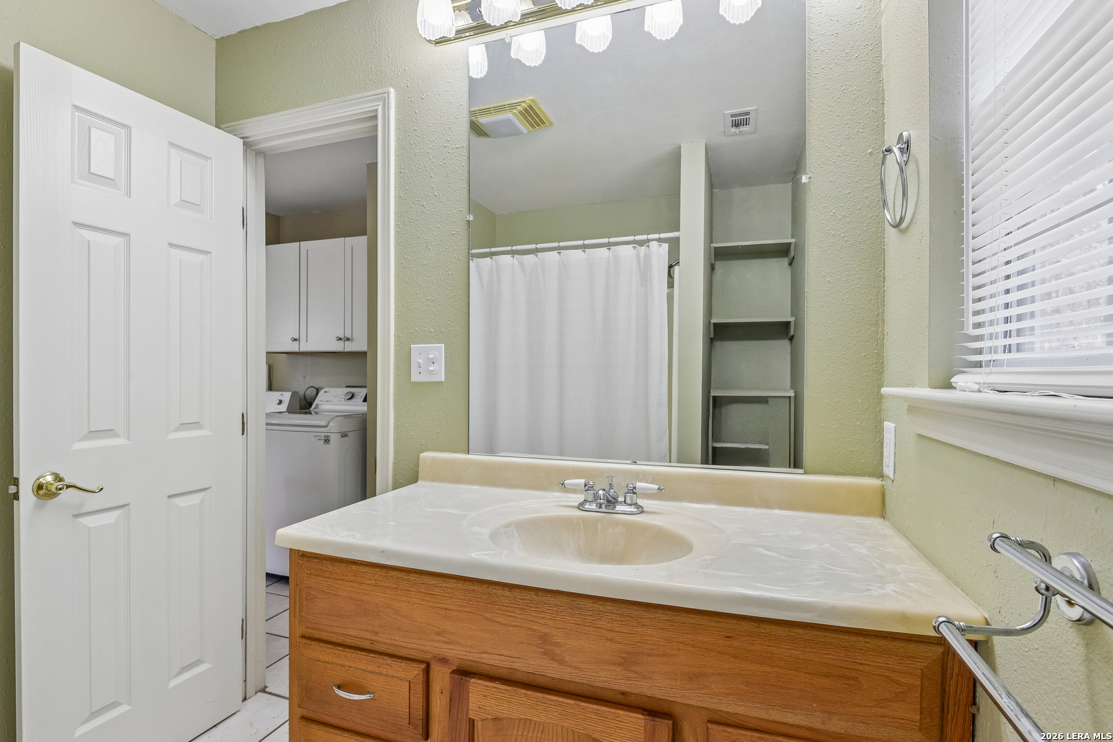 312 County Road 471 Gonzales TX 78629