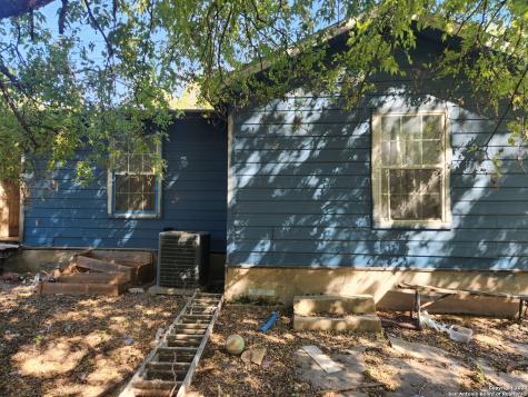104 Vista Road San Antonio TX 78210