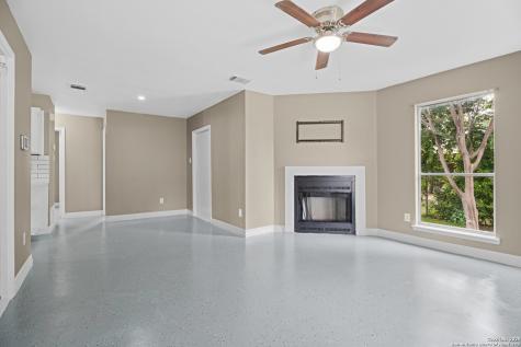 5728 Harefield San Antonio TX 78228