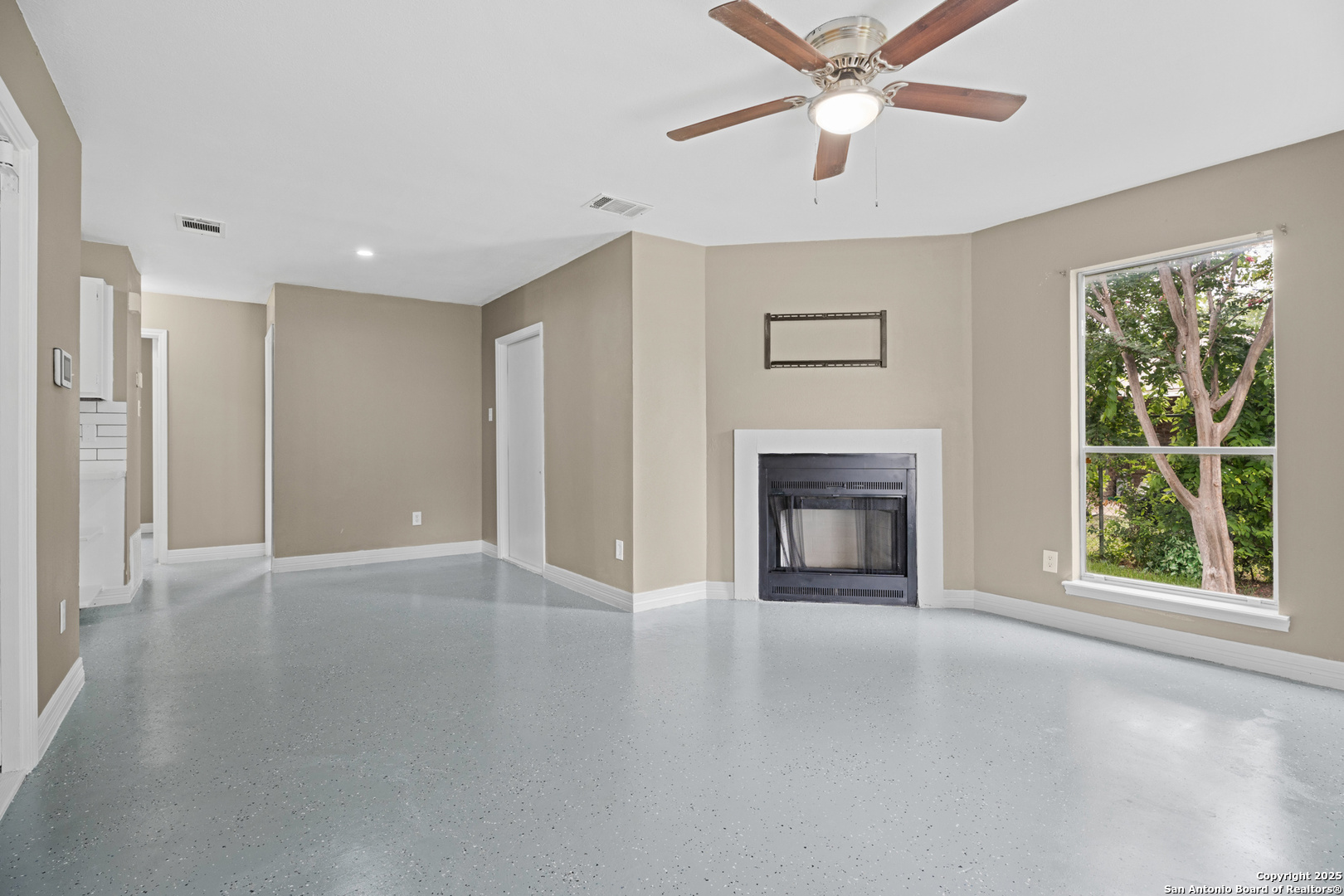 5728 Harefield San Antonio TX 78228