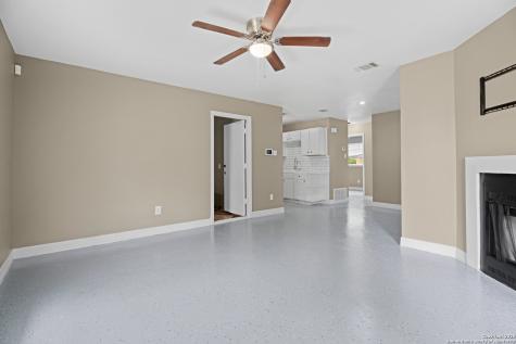 5728 Harefield San Antonio TX 78228