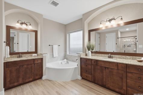 16946 Sonoma Ridge San Antonio TX 78255
